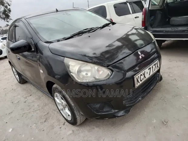 Mitsubishi Mirage 2011 Black - 1