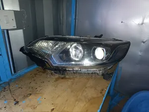 Honda Fit Xenon Headlight (2013-2016)