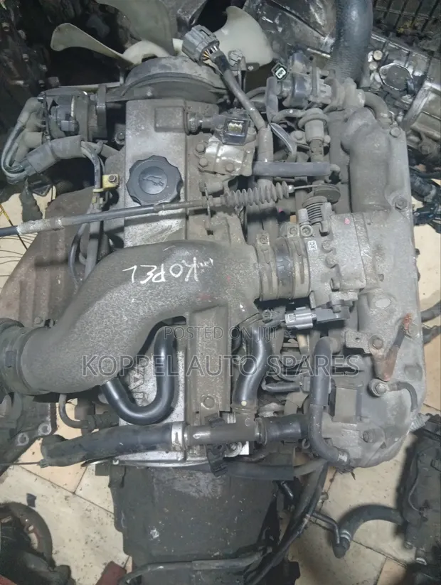 Injini ya Mazda Bongo / Nissan Vanette F8 (Iliyorudishwa) - 1