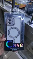 Kava ya MagSafe ya iPhone 12 Yenye Rangi ya Dhahabu na Vito - 1