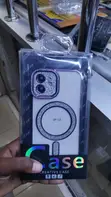 Kava ya MagSafe ya iPhone 12 Yenye Rangi ya Dhahabu na Vito - 2