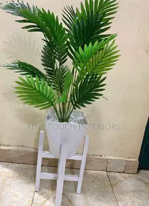 Mimea Bandia ya Kijani - Muonekano wa Asili