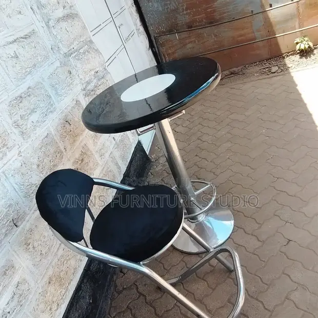 Viti na Meza vya Mkahawa - 1
