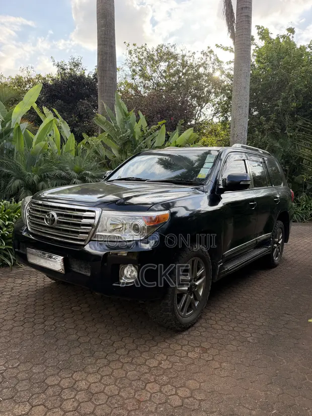 Toyota Land Cruiser 4.6 V8 ZX 2015 Black - 1