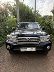 Toyota Land Cruiser 4.6 V8 ZX 2015 Nyeusi - 4