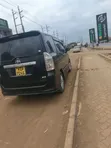 Toyota Voxy V 2WD Minivan ya Viti 8 Mwaka 2009 - 5