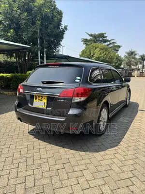 Subaru Legacy 2.5i 2013 Nyeusi
