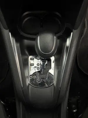 Peugeot 208 2019 Blue