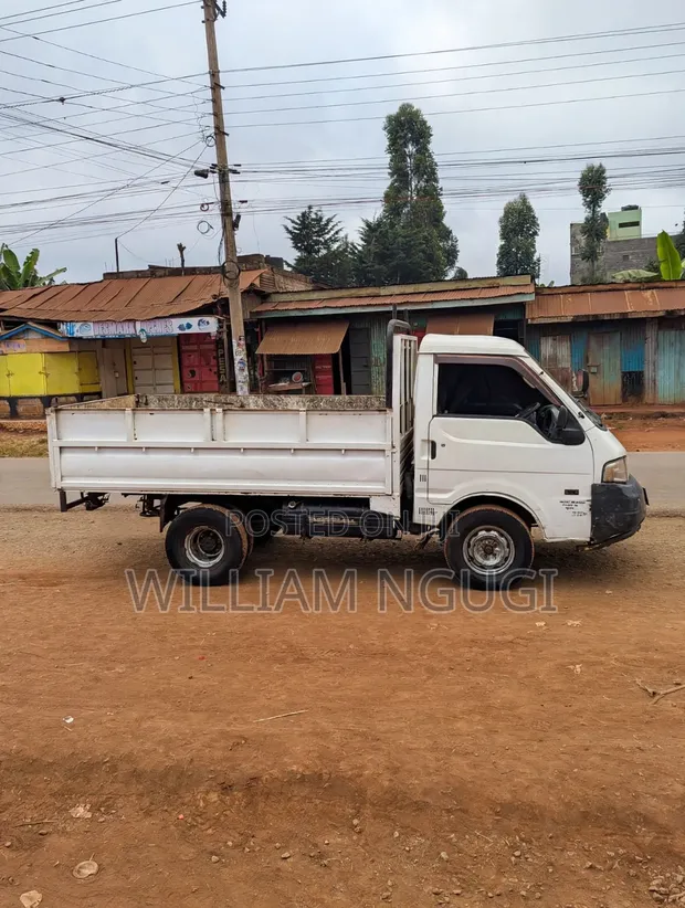 Nissan Vanette 2008 Nyeupe - 1