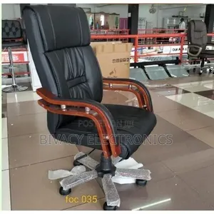 Managerial Boss Executive Office Chair - Brand New