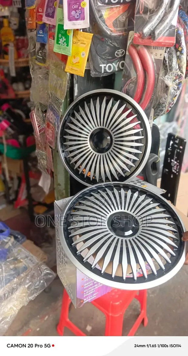 Vifuniko vya Magurudumu 16" - Muundo Mkali wa Blade Wenye Nafasi Nyingi - 1