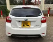 Subaru Impreza 2014 Nyeupe - 4