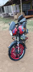 Bajaj Boxer 150 UG 2025 Nyekundu - 3