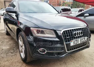 Audi Q5 2.0T Premium AWD quattro 2016