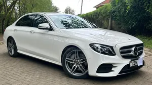 Mercedes-Benz E200 2018 Nyeupe