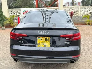 Audi A4 2016 Nyeusi