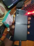 Samsung Galaxy Z Flip3 5G 128GB Nyeusi - 3