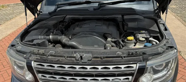 Land Rover Discovery 2015 HSE Luxury - 1