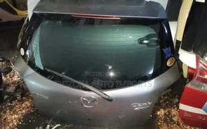 Mazda Demio De Boot/Tail Gate (Used)