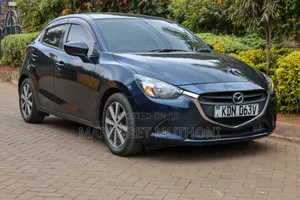 Mazda Demio 2016 Bluu