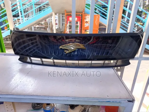 Toyota Harrier Grill 2018 - 1