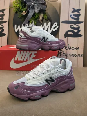 New Balance 1000 Sneakers