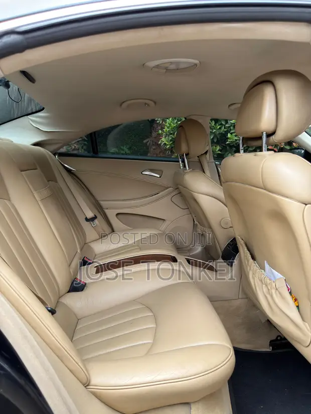 Mercedes-Benz CLS 350 CGI 2006 Black - 1