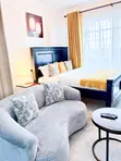 Studio ya Airbnb Iliyo na Samani Kamili, Parklands - 1
