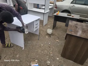 Meza ya Boss Office Products Iliyojaribiwa na Kuthibitishwa