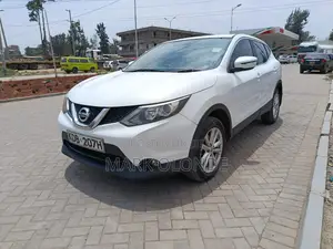 Nissan Qashqai 2014 Nyeupe