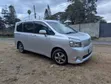 Toyota Voxy V 2WD 8-Seater 2012 Silver - 3