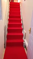 Red Wall-to-Wall Carpets kwa Stairs na Sakafu - 2
