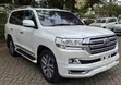 Toyota Land Cruiser 4.6 V8 ZX 2017 White - 2