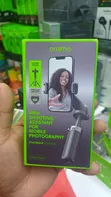 Oraimo FlexiStand Tripod na Fill Light & Bluetooth Remote - 1