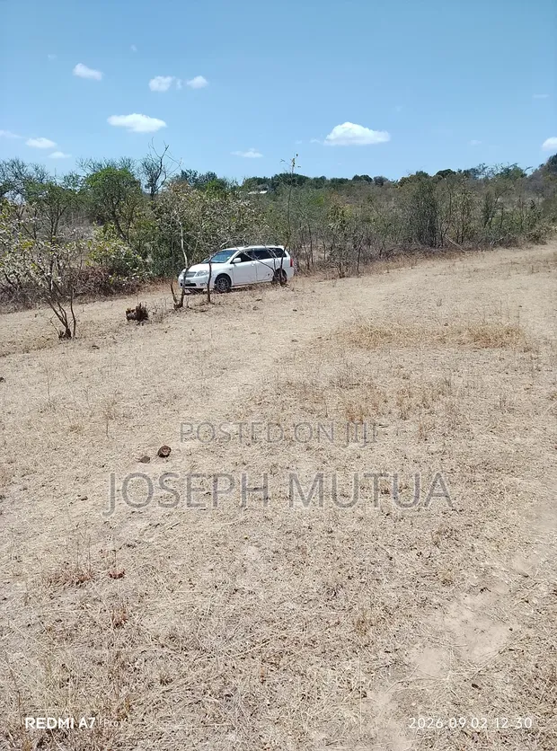 Eneo la Eka Mbili Mwala - 1