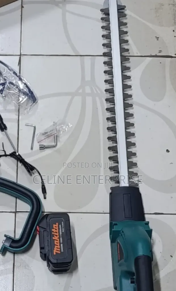 Makita Cordless Hedge Cutter 2400W - Brand New - 1
