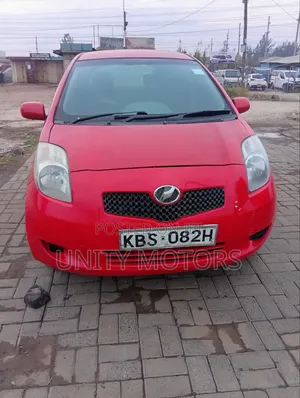 Toyota Vitz 2005 Nyeusi