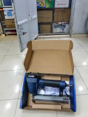 Maxmech Pneumatic Nail Gun 30mm - Heavy Duty