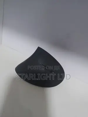 Panya Ergonomic ya Vertical Inayochajiwa na DPI Inayoweza Kurekebishwa
