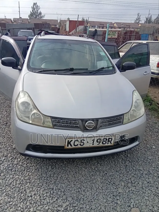 Nissan Wingroad 2011 Silver - 1