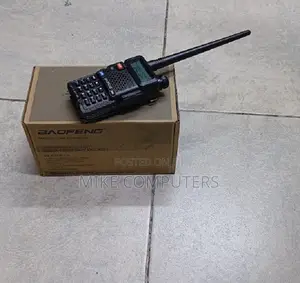Baofeng UV-5R Handheld FM Transceiver