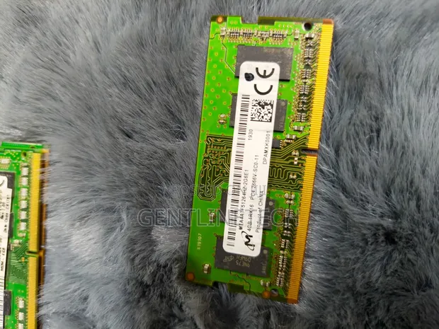 Micron 4GB PC4 RAM Module - 1