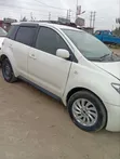 Toyota IST 2005 Nyeupe - 2