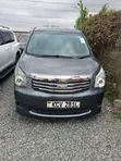 Toyota Noah 2013 Gray - 1
