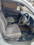 Toyota Carina 2000 White - 4