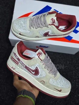Nike Air Force 1 Low x Supreme Sneakers