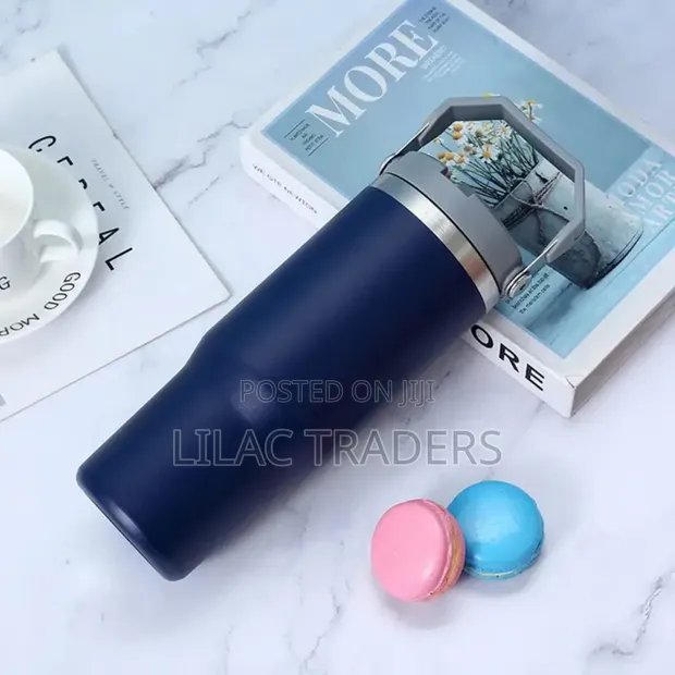 900ml Stainless Steel Thermal Water Bottle with Handle - 1