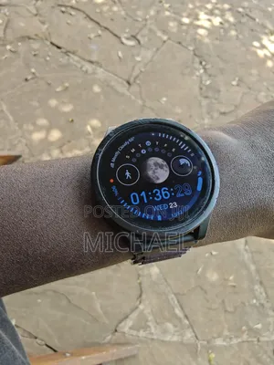 Samsung Galaxy Watch 5 43.3mm with 4 Straps & 2 Chargers