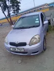 Toyota Vitz 2004 Zambarau - 1