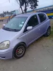 Toyota Vitz 2004 Zambarau - 2
